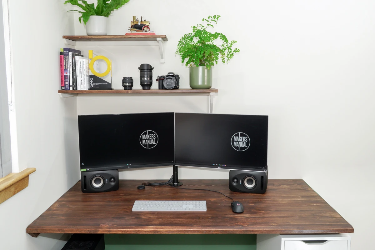 Floating Office Design with Shelves