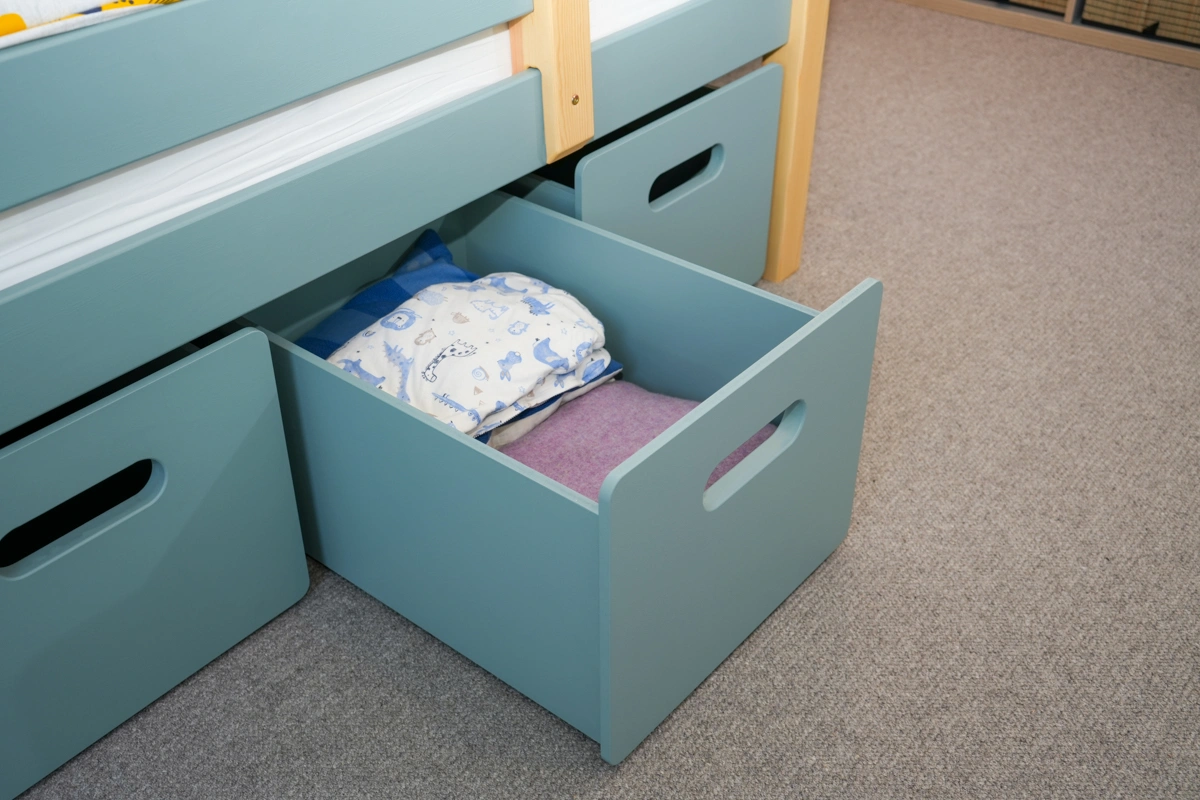 Large Drawers with lots of storage. Drawer handle is also a ladder for climbing into bed