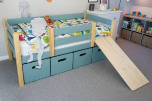 Woodworking Plans to make a Modern Kids Bed